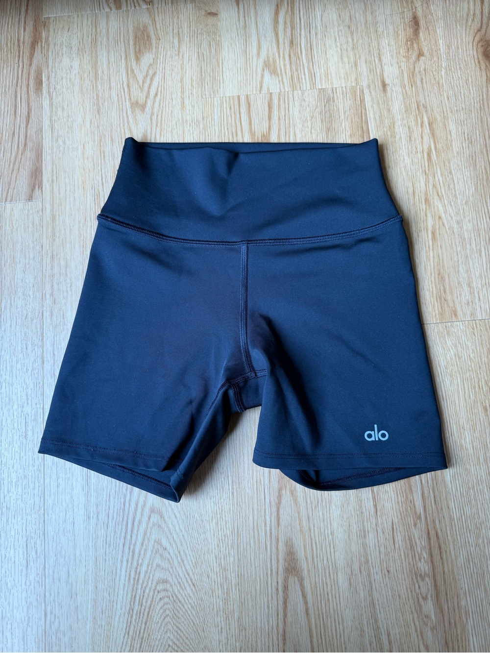 Alo biker shorts